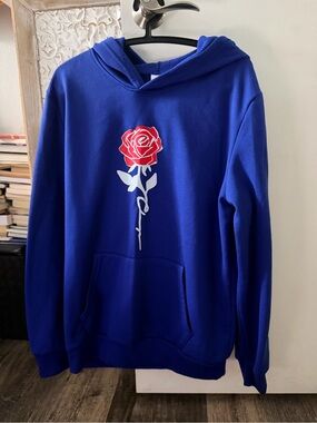 Blue Rose Graphic Hoodie - Women's Pullover Jacket